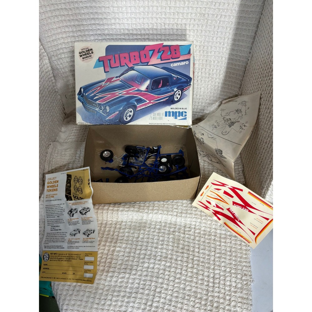 Vintage Unisex MPC Turbo Z-28 Camaro Model Kit 1/25 Blue